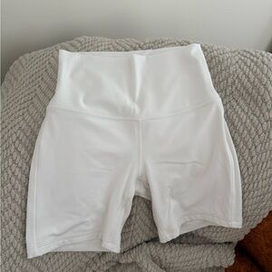 SOLD Lululemon Align 6in short